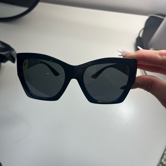 Versace Sunglasses - Picture 6 of 10